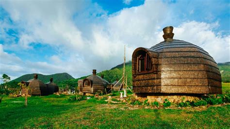 Cheap Flights to Negros Occidental from $22 .